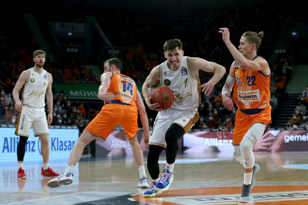 球员往往在 球员往往在