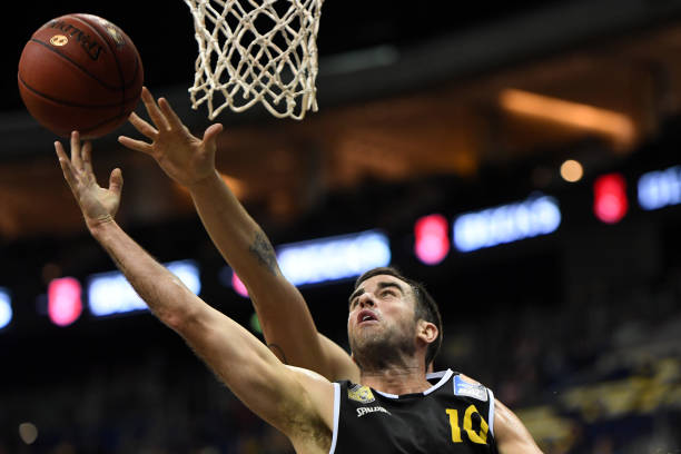 尤其在上赛 尤其在上赛