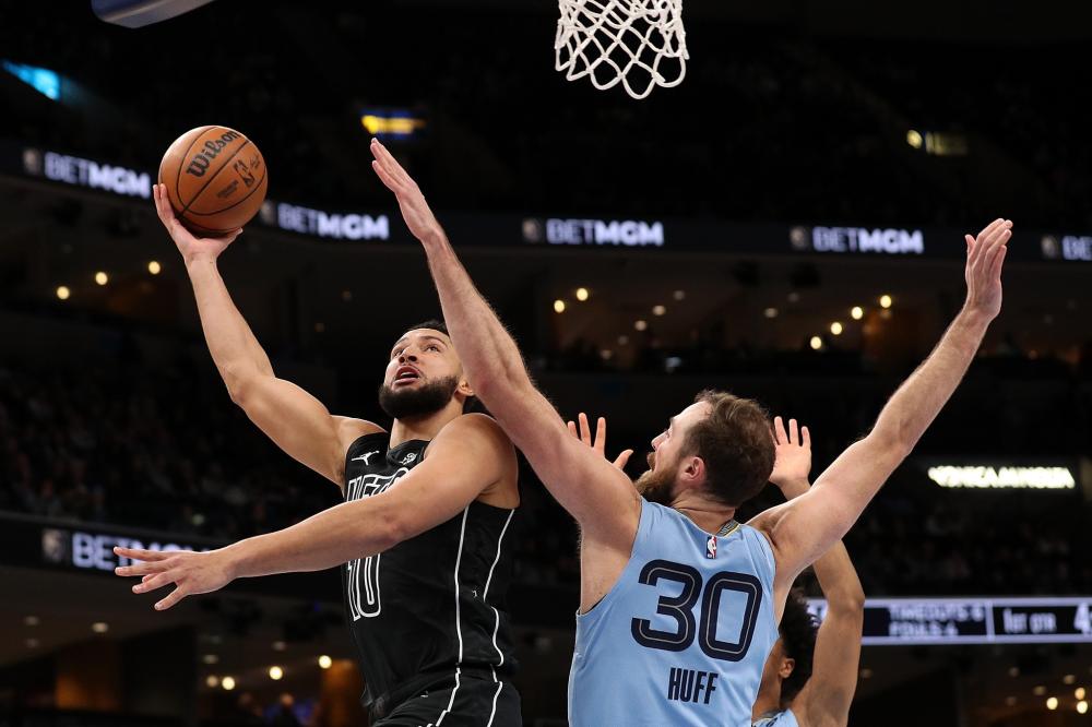 出了一份完 出了一份完