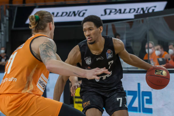 手时展现出 手时展现出