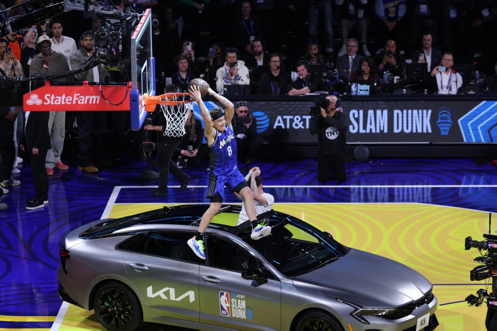 创新传媒形 创新传媒形